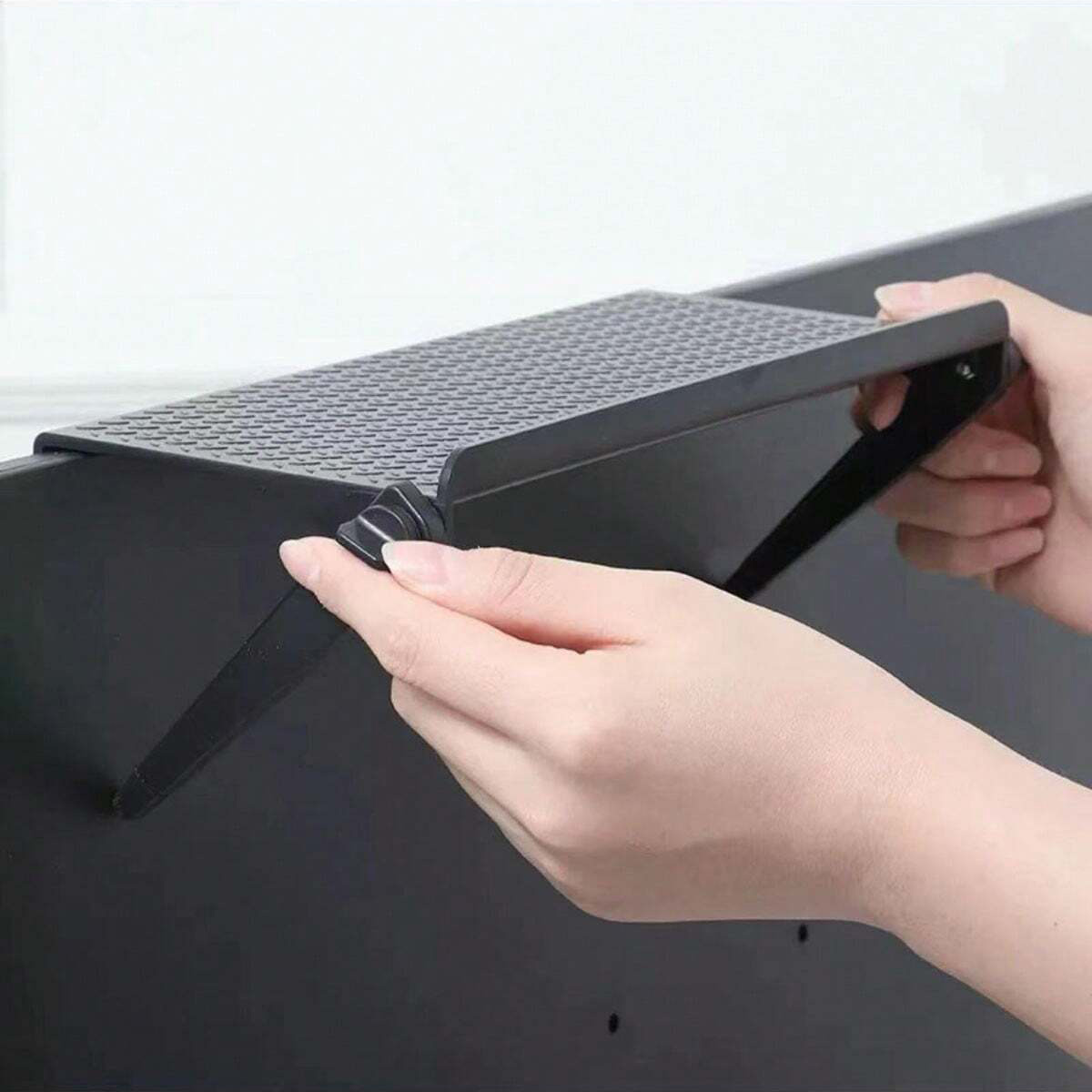 رف علوي قابل للتعديل لشاشة الت - مراجعة Laptop Stand وسعره